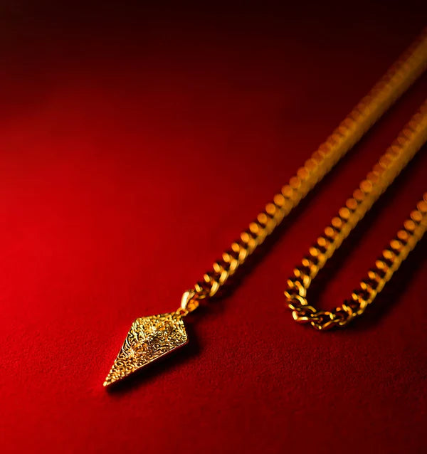 The Golden Oath: Reclaim Your Throne in a Chaotic World