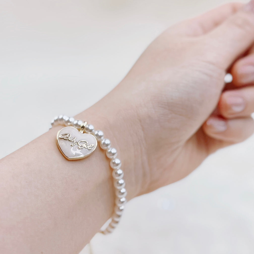 Freshwater Pearl Bracelet: Timeless Classic for Everyday Pearl Jewelry(Beige Enamel Heart-Shaped Pendant)  Selviora