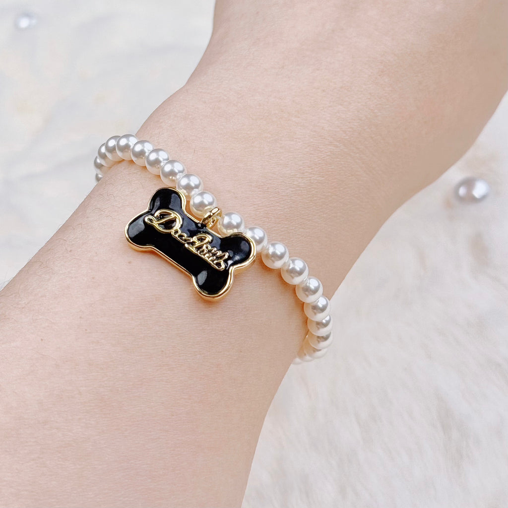 The Gilded Bone Rococo Pearl Bracelet(Black Enamel Bone)  Selviora