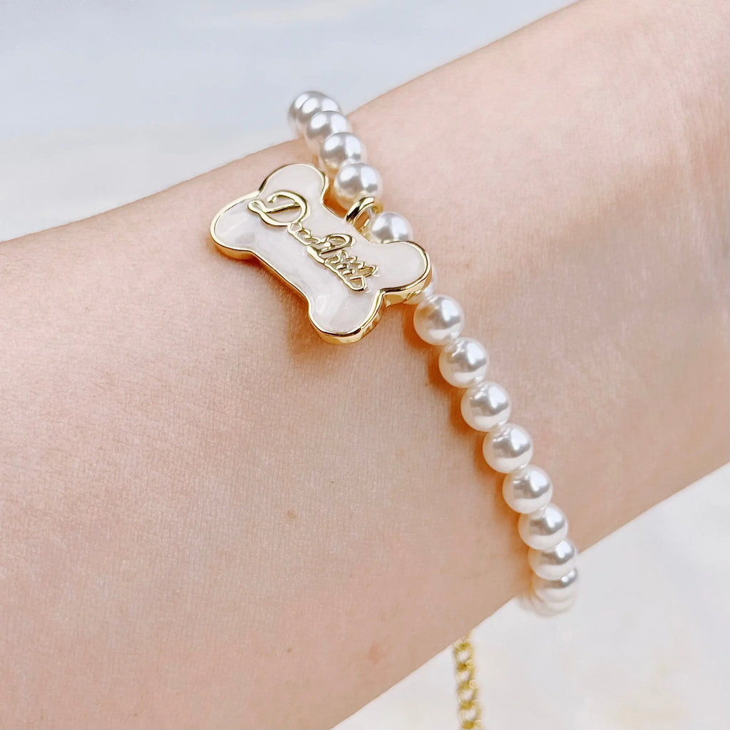 The Gilded Bone Rococo Pearl Bracelet(Beige Enamel Bone)  Selviora
