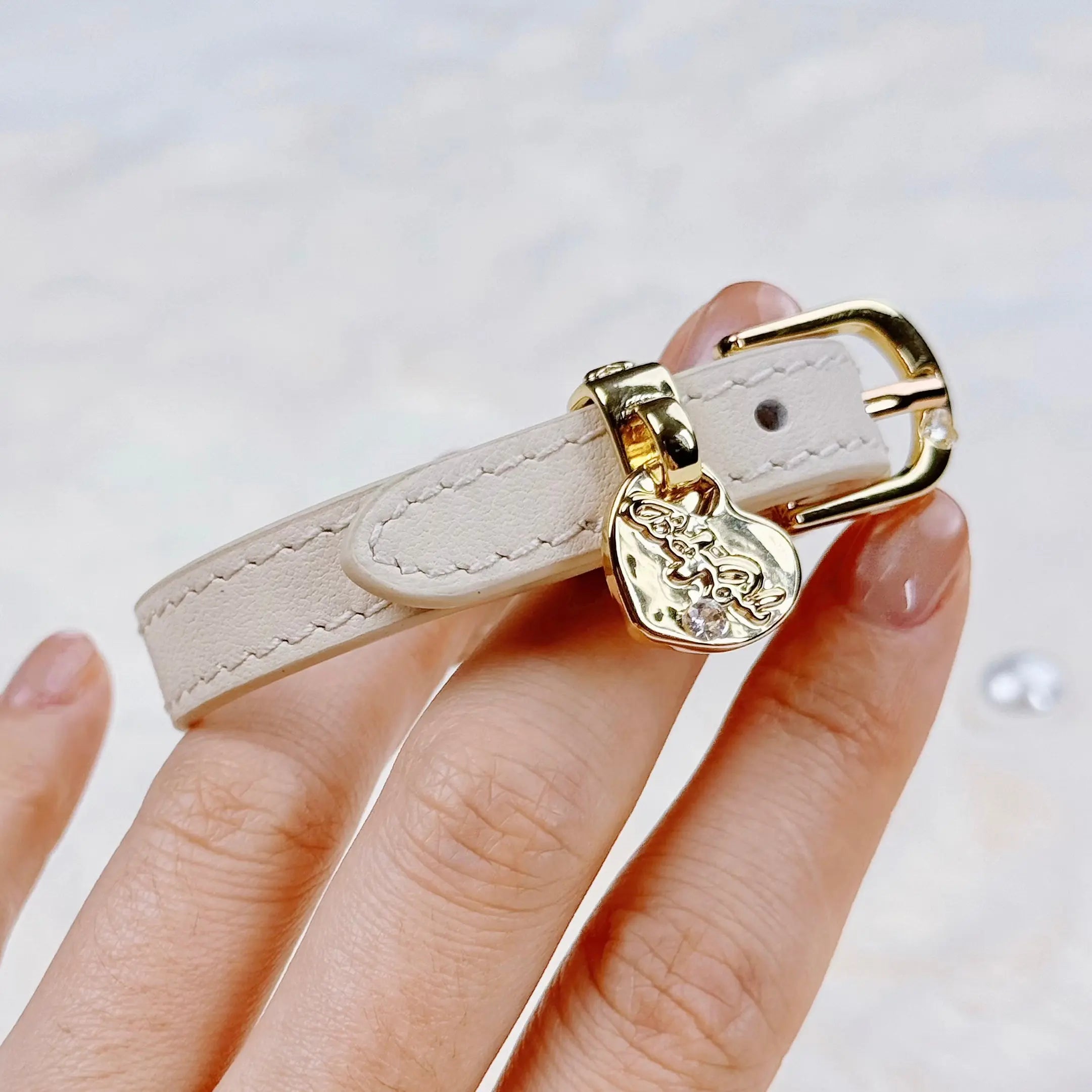 Luxury Heart-Shaped Cream White Bracelet  Selviora