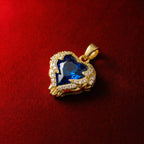 Close-up of Gothic-style heart-shaped multicolor zirconia pendant, 18K gold-plated brass pendant, suitable for sliding chain necklaces, blue pendant 