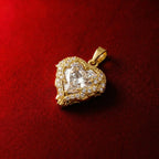 Close-up of Gothic-style heart-shaped multicolor zirconia pendant, 18K gold-plated brass pendant, suitable for sliding chain necklaces, white pendant