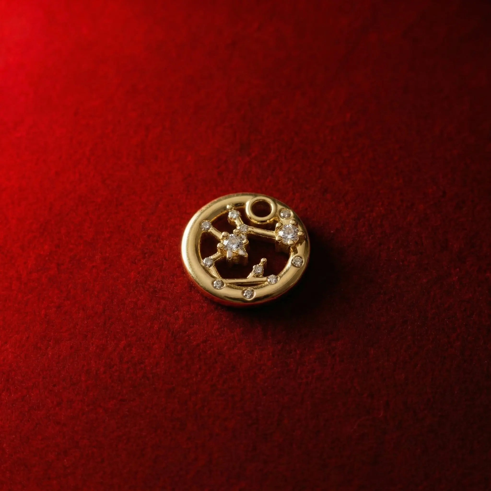 18K gold-plated Sagittarius pendant, adorned with sparkling zirconia accents